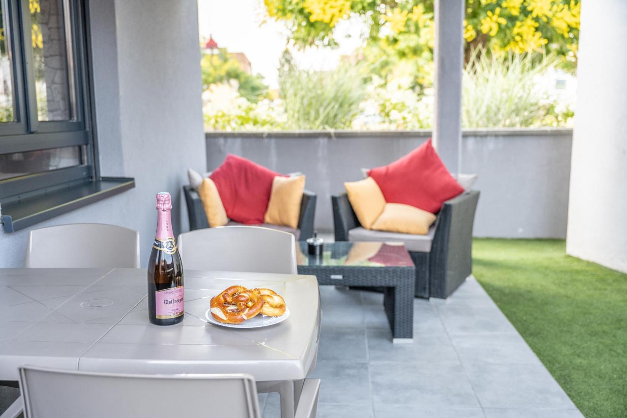 Le Refuge Des Sorciers Apartment Horbourg Exterior photo